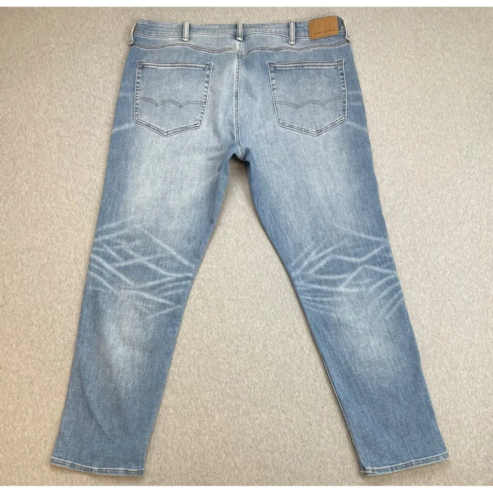 American Eagle Jeans Mens 38 x 32 Blue Cotton Blend Stretch Athletic Fit
